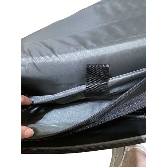 New Black Messenger Bag - Picture 10 of 11